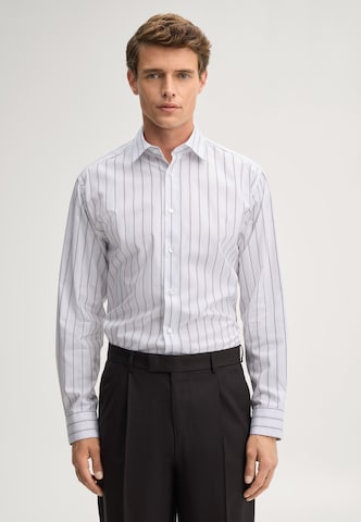 Coupe regular Chemise business JOOP! en blanc : devant