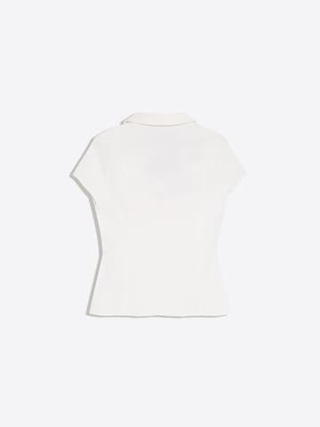 Bluză de la Bershka pe alb