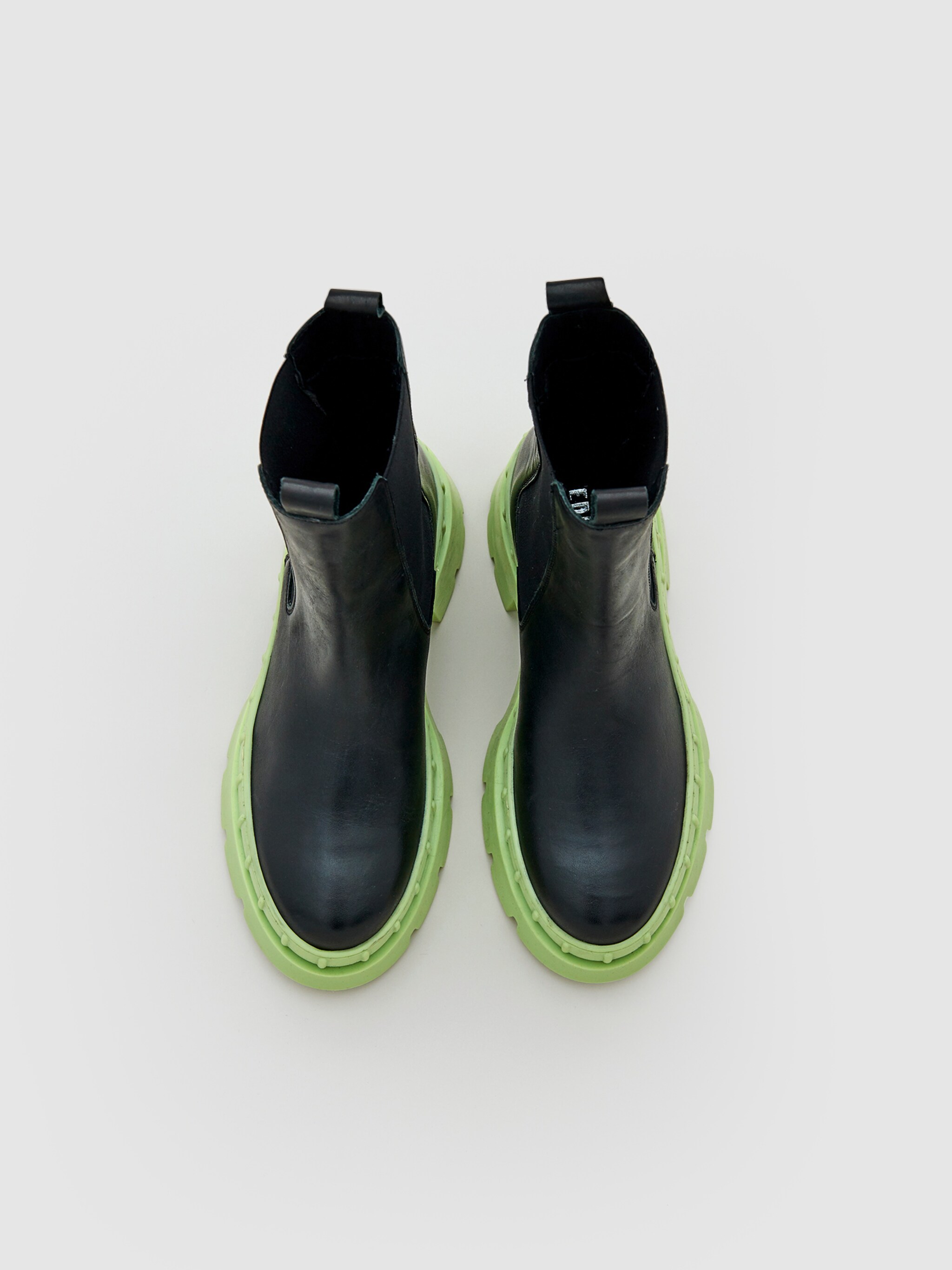 EDITED Producten Chelsea boots 'Sölve' Groen