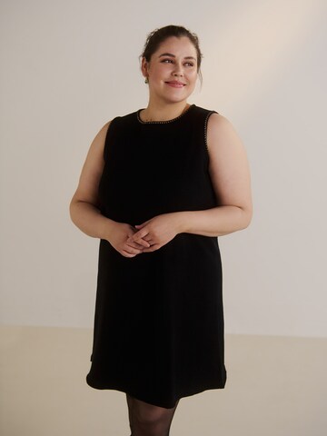 Guido Maria Kretschmer Curvy Knit dress 'Mirell' in Black: front