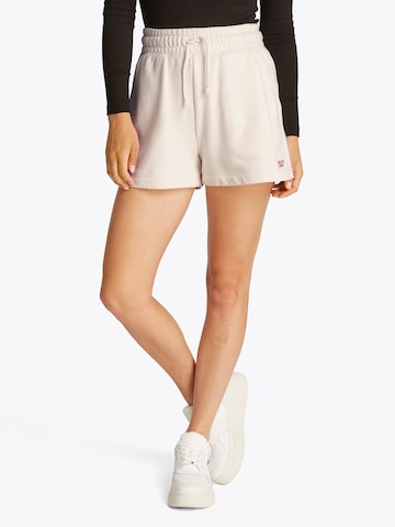 Tommy Jeans Loose fit Trousers in White: front