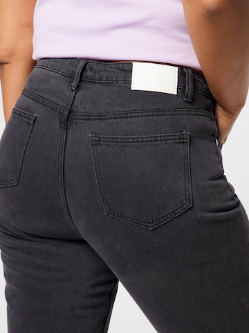 GLAMOROUS CURVE Regular Jeans in Schwarz