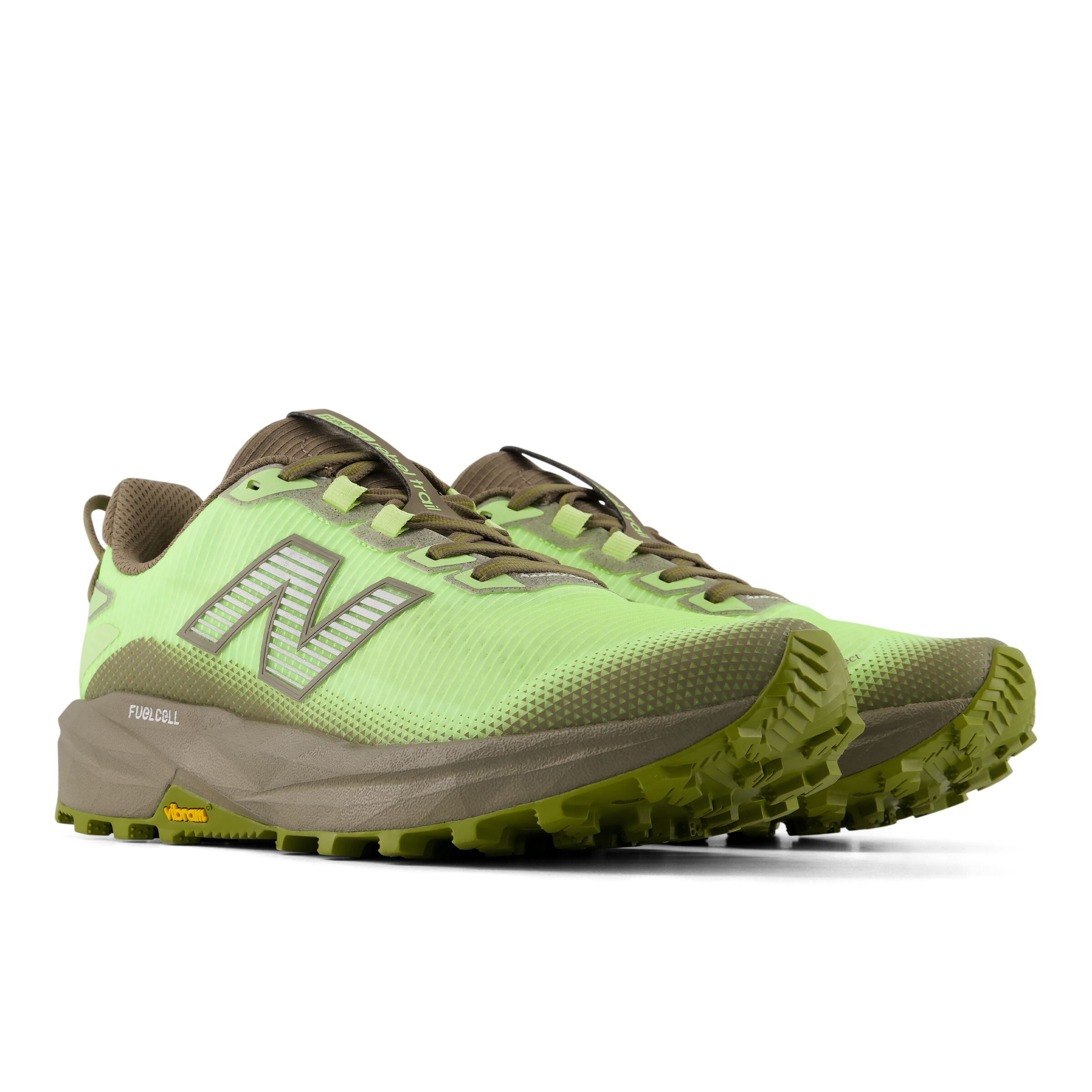 Chaussure de course 'FuelCell Rebel Trail' new balance en vert