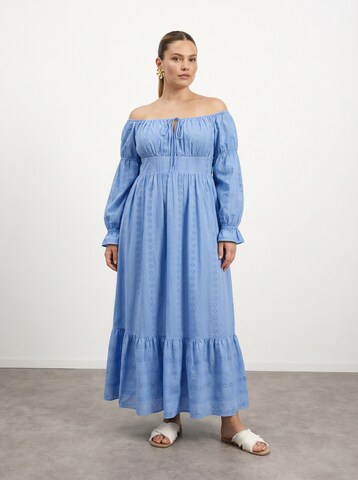 CITA MAASS Kleid 'Broderie Anglaise' in Blau
