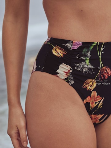 B by Ted Baker Bikinihousut värissä musta