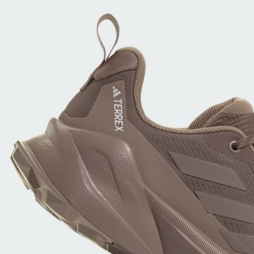 Scarpa bassa 'Trailmaker 2.0' di ADIDAS TERREX in marrone