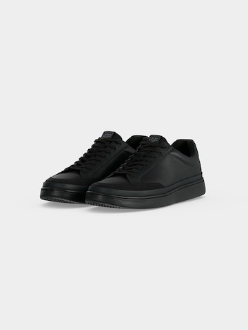 Sneaker bassa 'South Bay' di UGG in nero