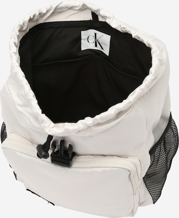 Calvin Klein Jeans - Mochila en blanco