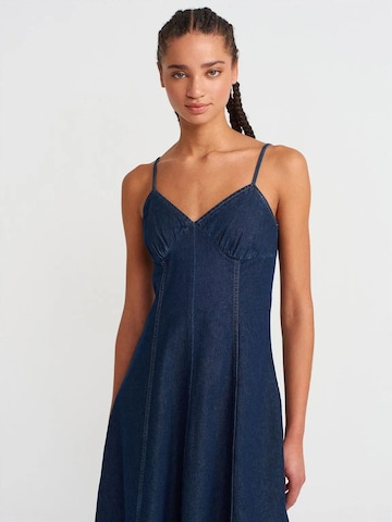 Dilvin - Vestido em azul