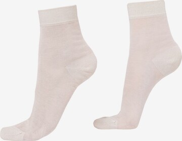 CALZEDONIA Socks in White: front