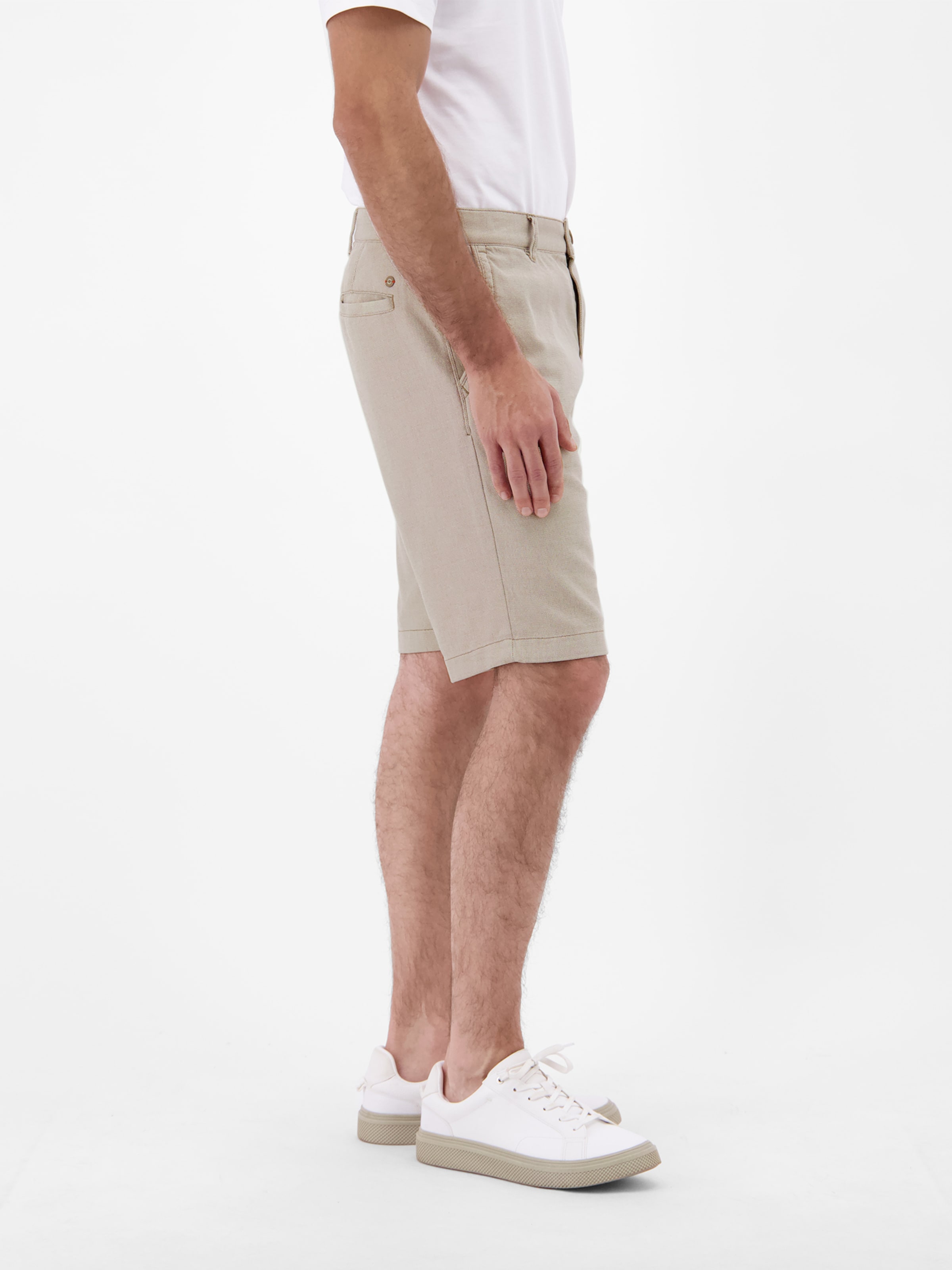 LERROS Regular Flexible Chino Bermuda in Strukturqualität in Beige
