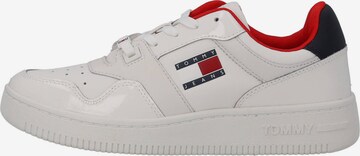 TOMMY HILFIGER Schnürschuh 'EN0EN02206' in Weiß