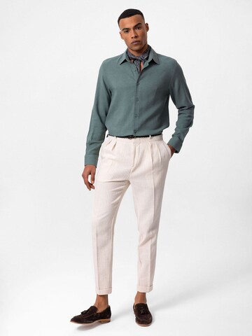 Antioch Regular fit Button Up Shirt in Green