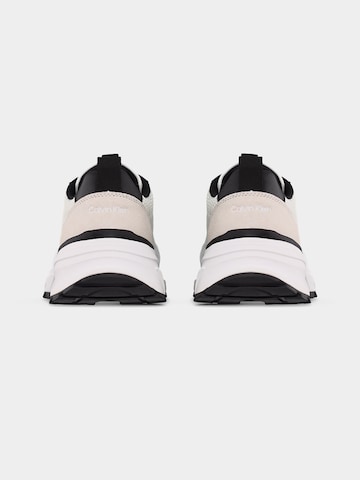 Baskets basses 'HIKE RUNNER' Calvin Klein en blanc