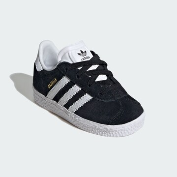 ADIDAS ORIGINALS - Zapatillas deportivas 'Gazelle' en negro