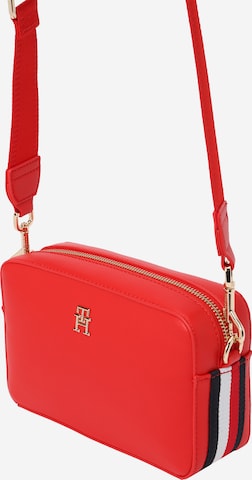 TOMMY HILFIGER Crossbody Bag 'Essential' in Red