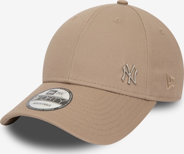 NEW ERA Cap '9Forty' in Beige: front