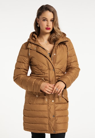 faina Winter Coat in Brown: front