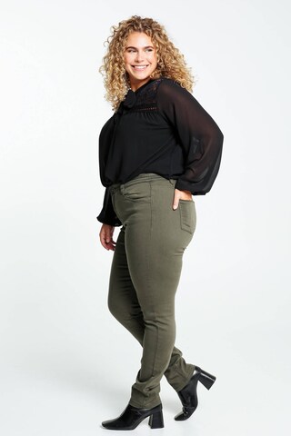 Paprika Slim fit Jeans 'Louise' in Green