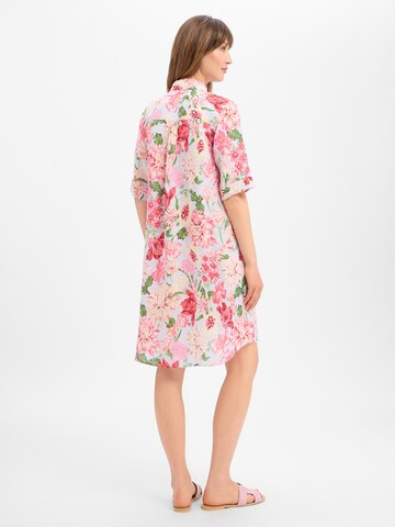 Robe 'Lisa' Marie Lund en rose