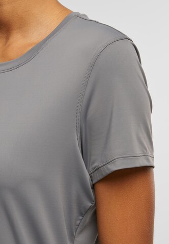T-shirt ' ' Urban Classics en gris