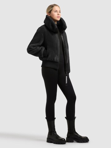 khujo Winterjas 'ANAHI' in Zwart: zijkant