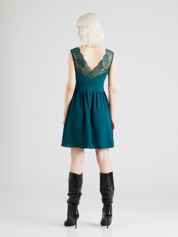 Robe 'Falda' ABOUT YOU en vert