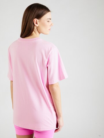 T-shirt 'Essentials' Nike Sportswear en rose