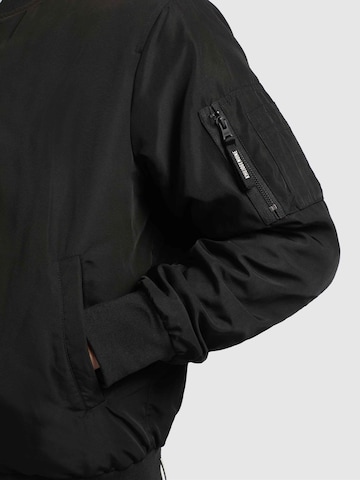 khujo Prehodna jakna 'Velo' | črna barva