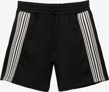 Pull&Bear Loosefit Housut 'STWD' värissä musta: etupuoli