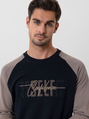 Sweat-shirt 'Arturo' Jacey Quinn en vert