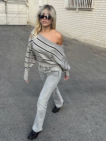 Pull-over Bershka en gris