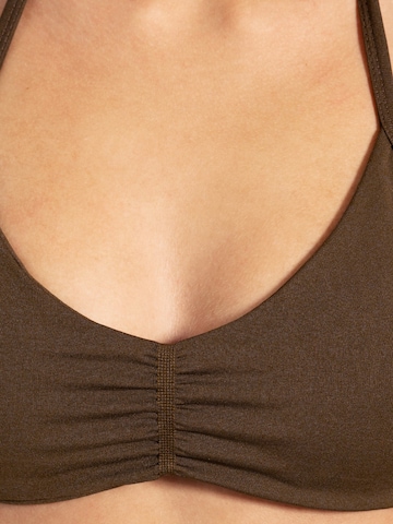Smilodox Sports top ' Esta ' in Brown