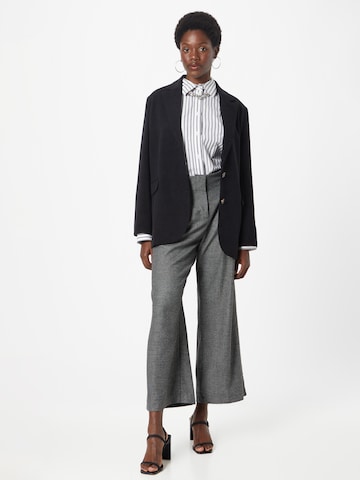 Freequent Loose fit Pleat-front trousers 'TEXA' in Black