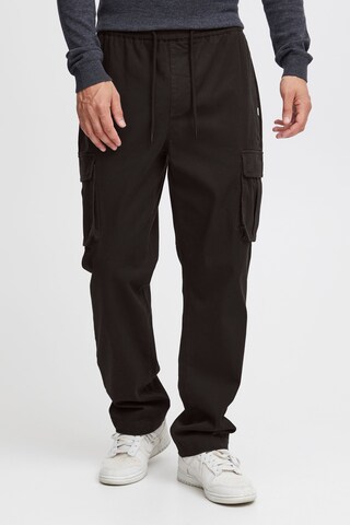 !Solid Regular Cargo Pants 'Gint' in Black: front