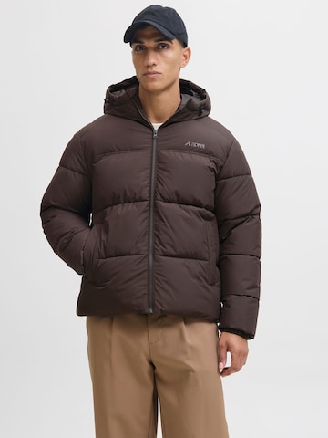 Veste d’hiver aprel en marron : devant