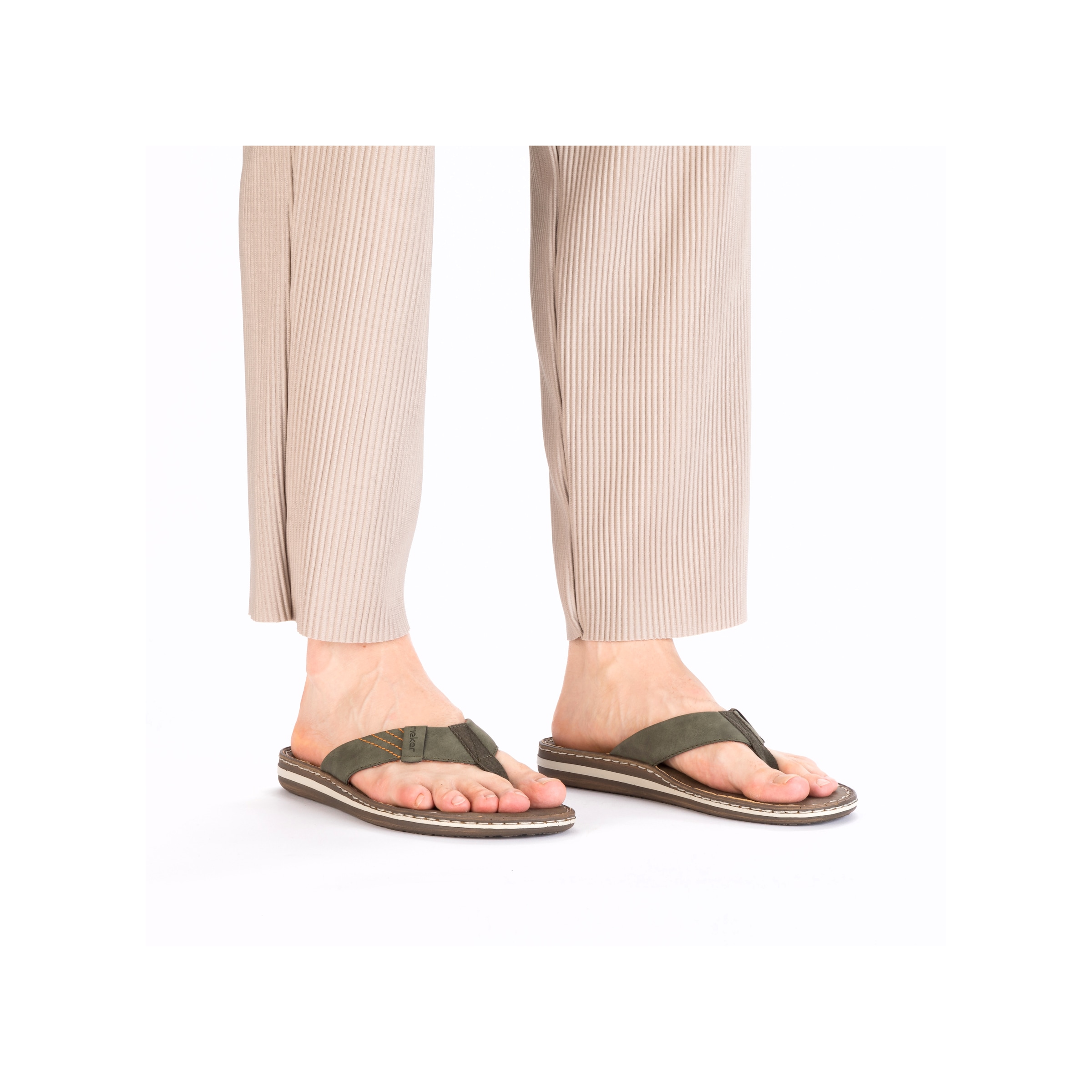 Tongs '21043' Rieker en vert