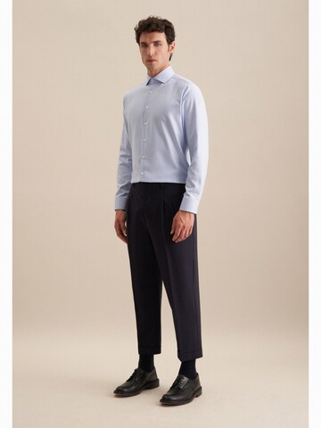 Coupe regular Chemise business SEIDENSTICKER en bleu