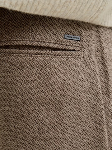 JACK & JONES Regular Trousers with creases in Brown