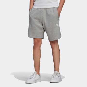 ADIDAS ORIGINALS Regular Shorts in Grau: predná strana