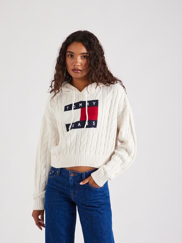 Tommy Jeans Pulover | bela barva: sprednja stran