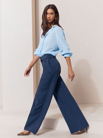 Lipsy Wide Leg Hose in Blau