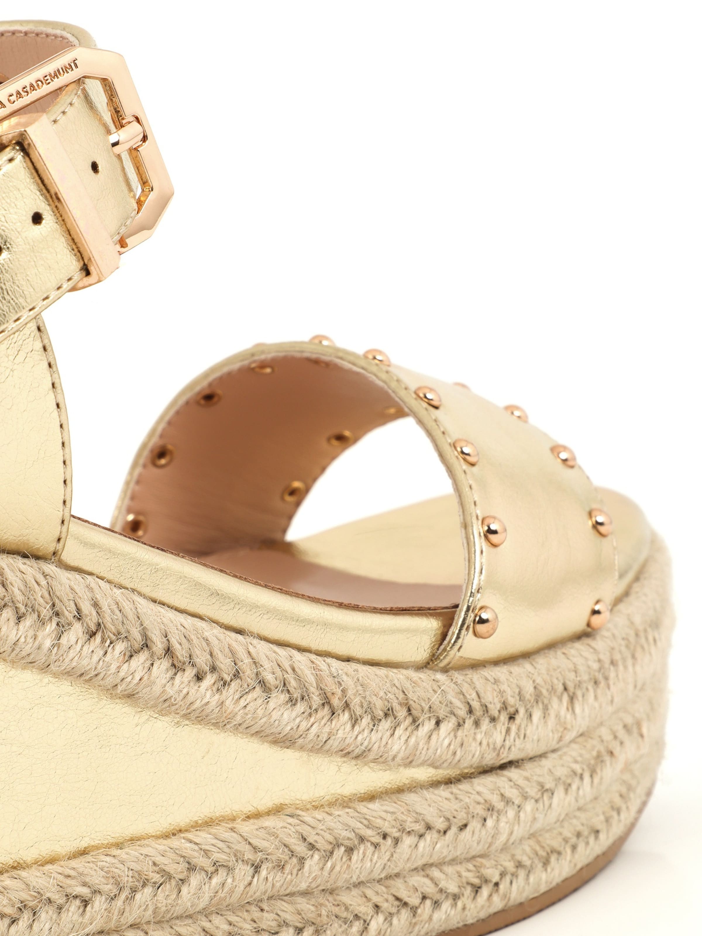 Lola Casademunt Sandali s paščki | zlata barva
