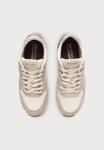 SKECHERS Låg sneaker 'UNO' i vit