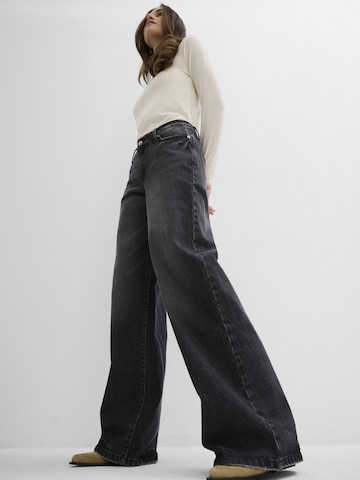 bonprix Wide Leg Jeans in Schwarz