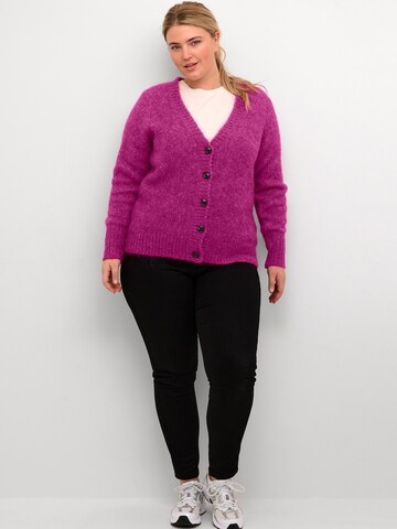 KAFFE CURVE Cardigan 'Zolina ' i pink