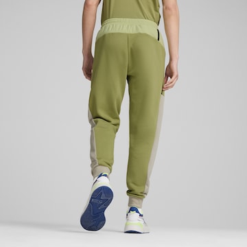 Effilé Pantalon de sport PUMA en vert