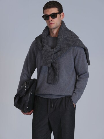 Lufian Pullover MOON in Grau
