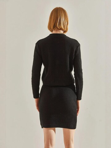 Bianco Lucci - Saia em preto