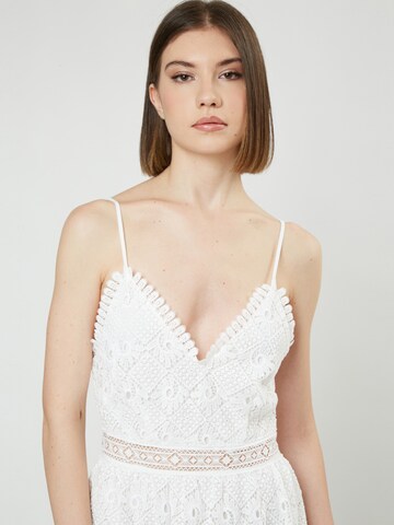 Robe d’été Influencer en blanc